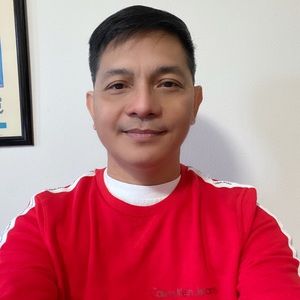 Meet your Posher, Emmanuel